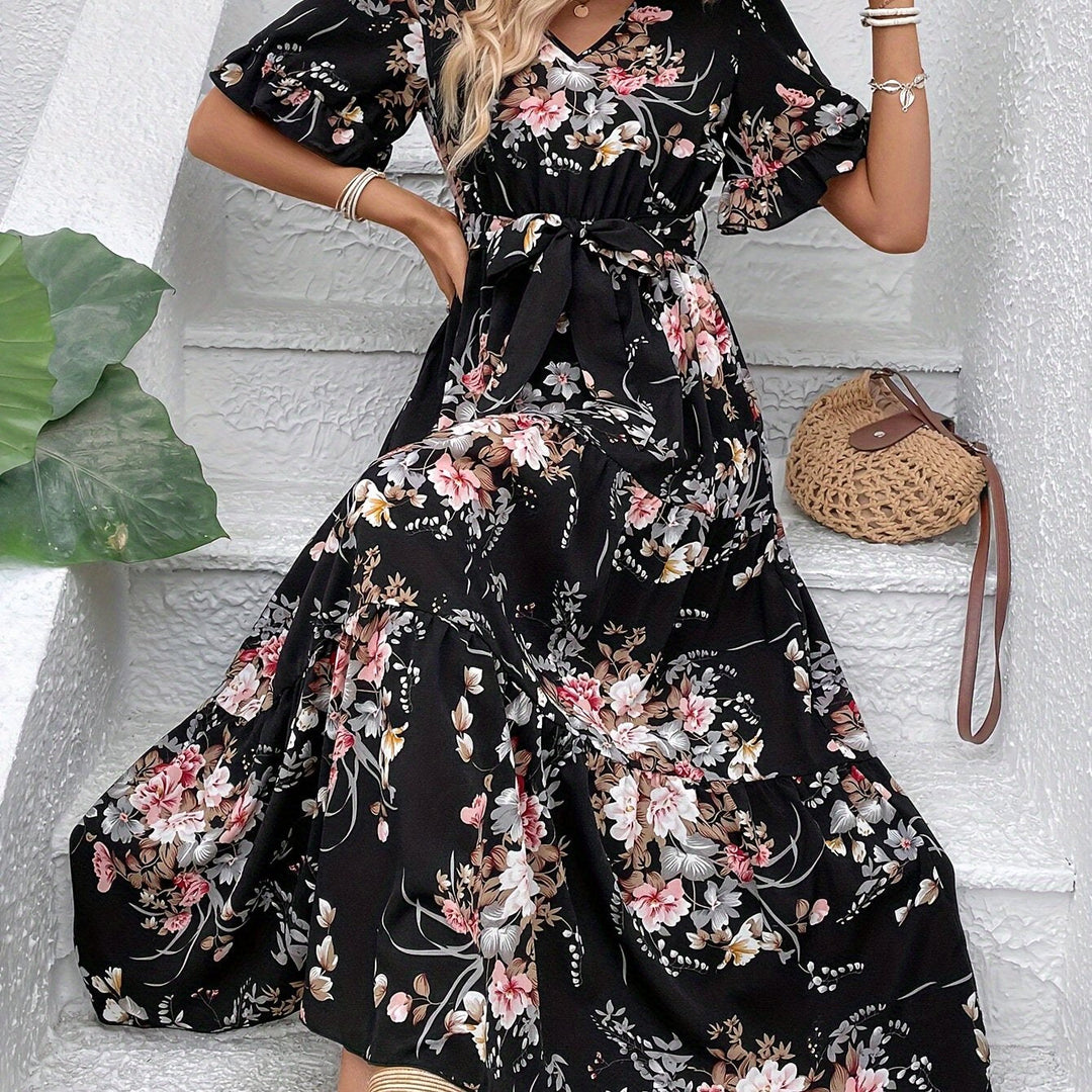 Rainn - Jurk met bloemenprint en volantmouwen