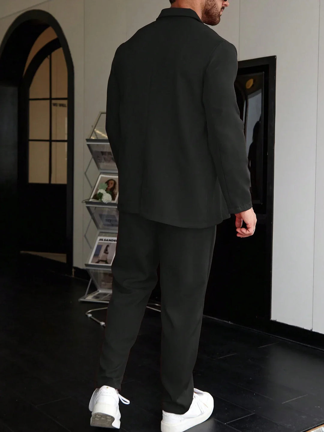Casual One-Color Men’s Suit