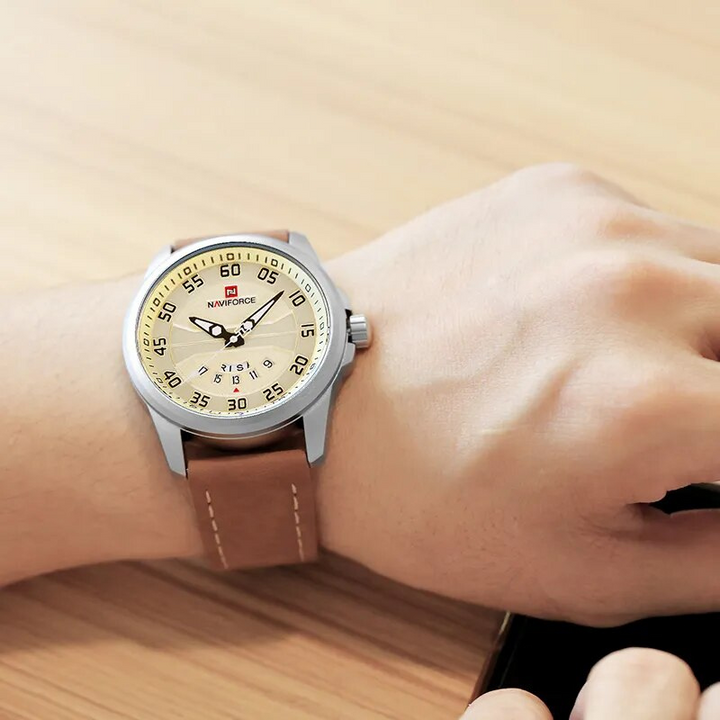 Quartzhorloge met leren band