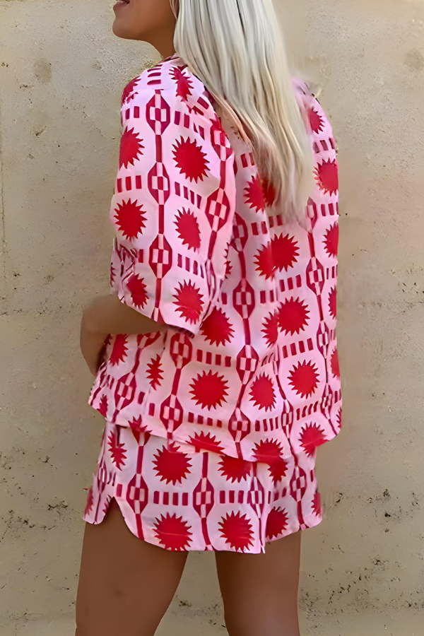 Cecilia - Strandstijl bedrukt shirt en korte set