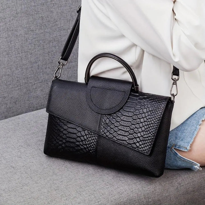 Celeste luxe tas met krokodillenreliëf