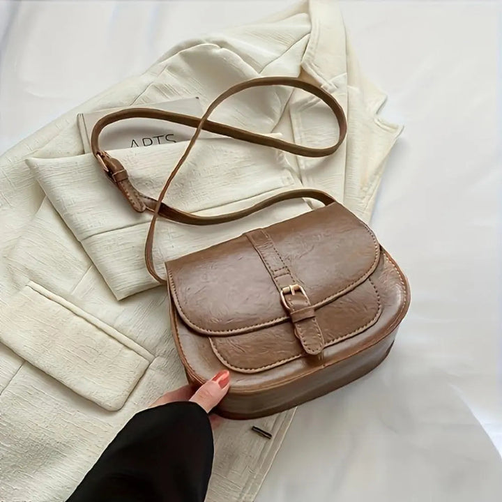Evelyn Classic Saddle Crossbody Tas