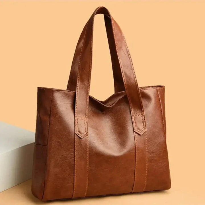 Grace's Minimalist Luxe | Zachte schoudertas