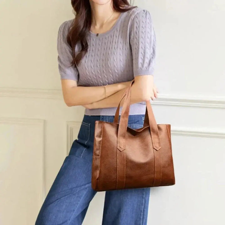 Grace's Minimalist Luxe | Zachte schoudertas
