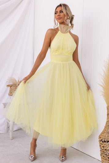 Pearlina - Strakke mesh jurk met hoge hals 