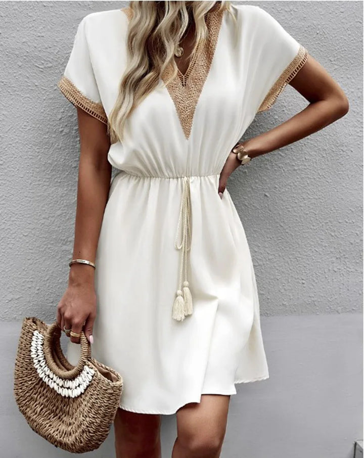 Josephine - Chique V-hals Boho-jurk met flatterende tailleband