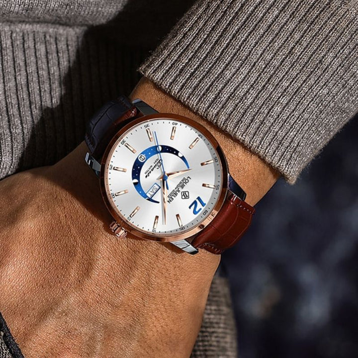 Elegant maanfasehorloge