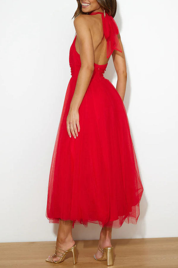 Pearlina - Strakke mesh jurk met hoge hals 