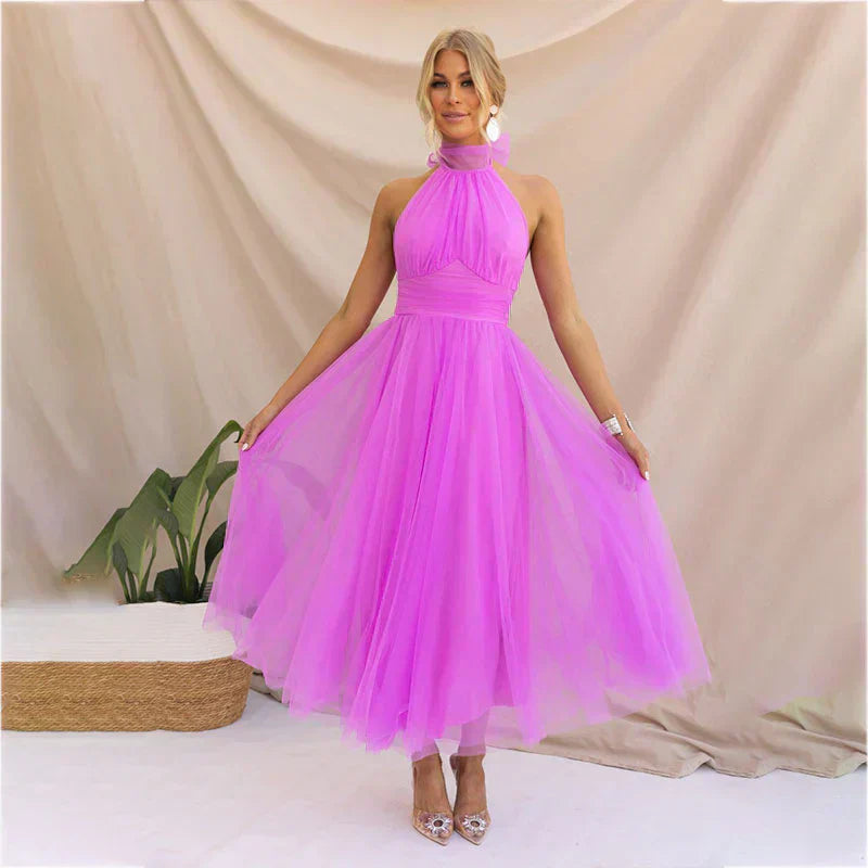 Pearlina - Strakke mesh jurk met hoge hals 