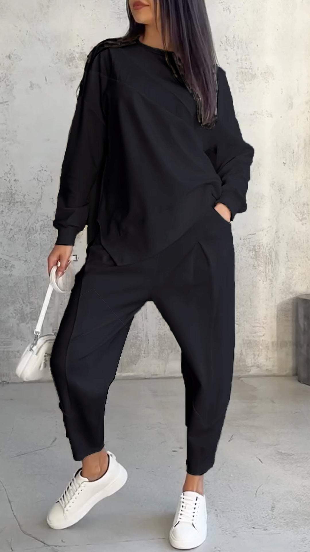 Brielle - Two-Piece Set with Round Neckline and Long Sleeves